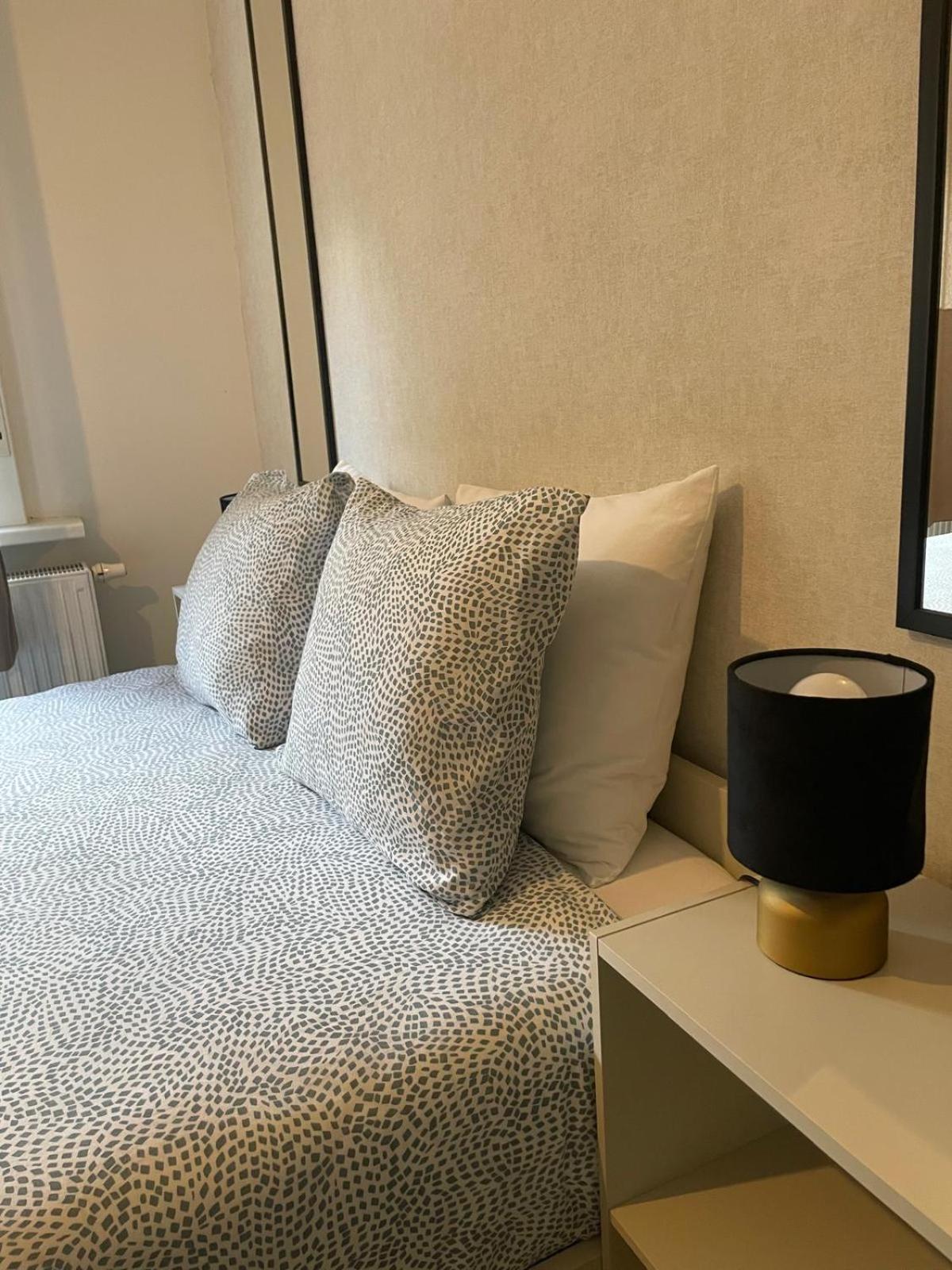 Modern With Garden In Antwerp, 15min From Center Appartement *